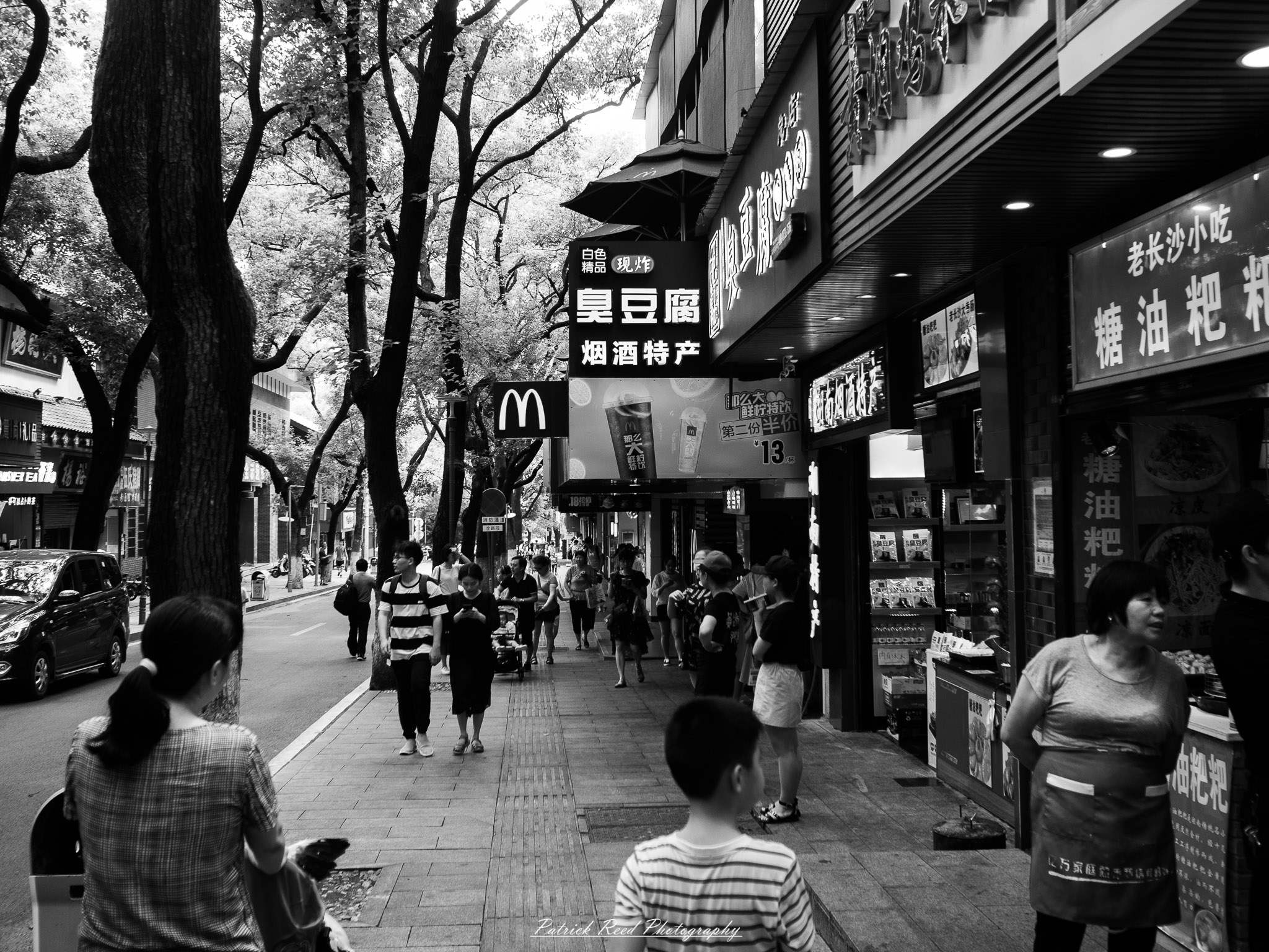 OLYMPUS DIGITAL CAMERA Street Photography Image