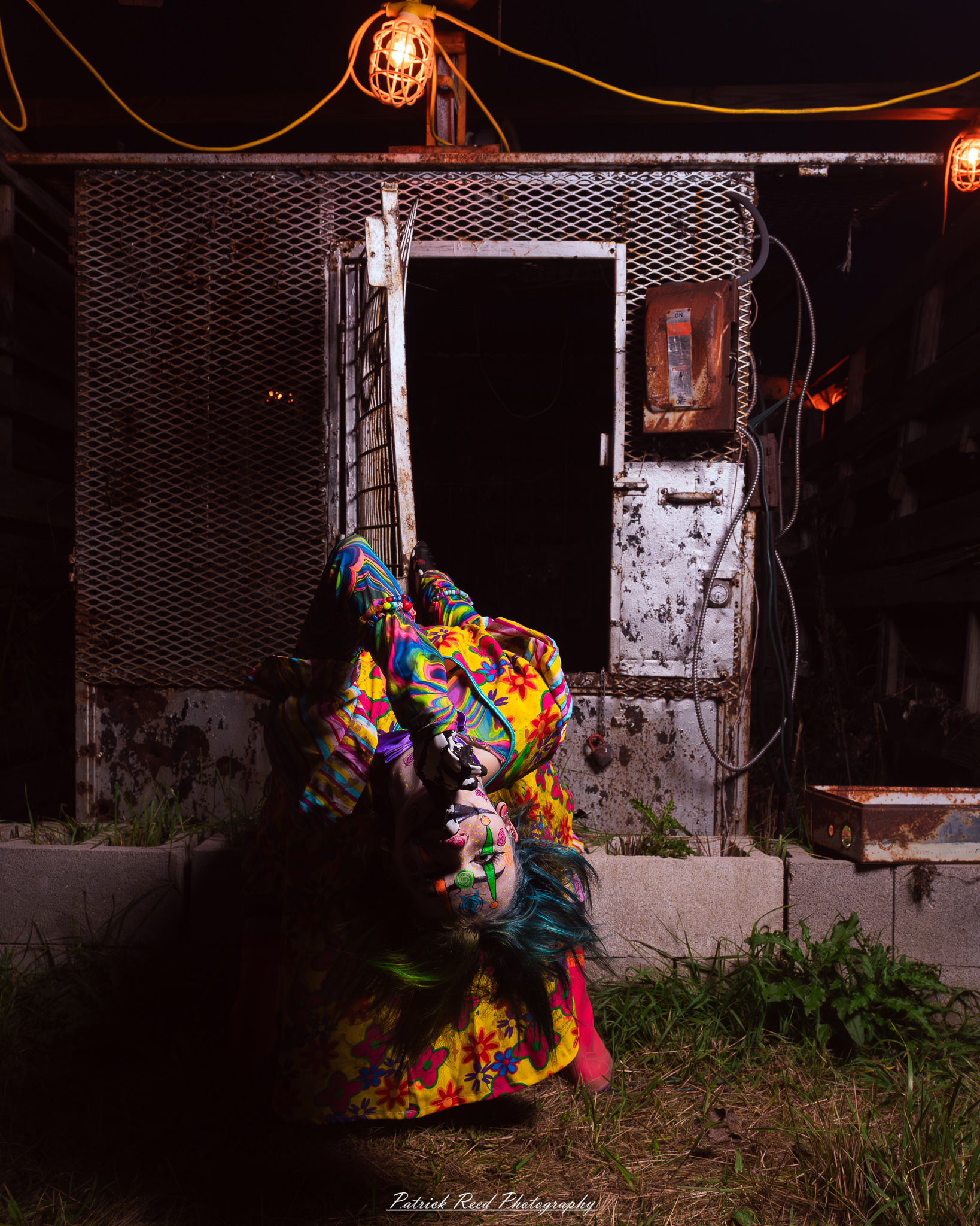 Spooky night photography at Scarefest Haunted Park in Michigan, featuring eerie lighting, haunted attractions, and Halloween-themed performers.