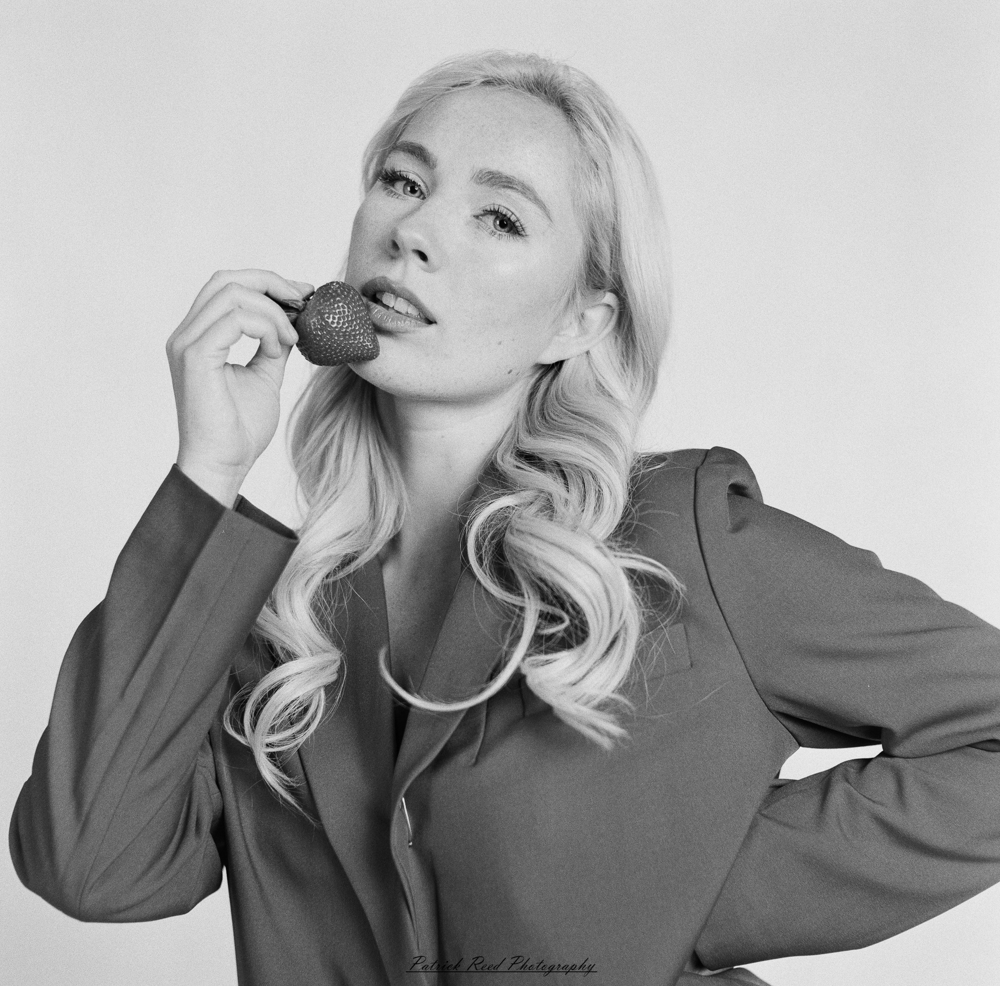 Hannah – Film Portrait on Mamiya C33, December 3rd, 2025