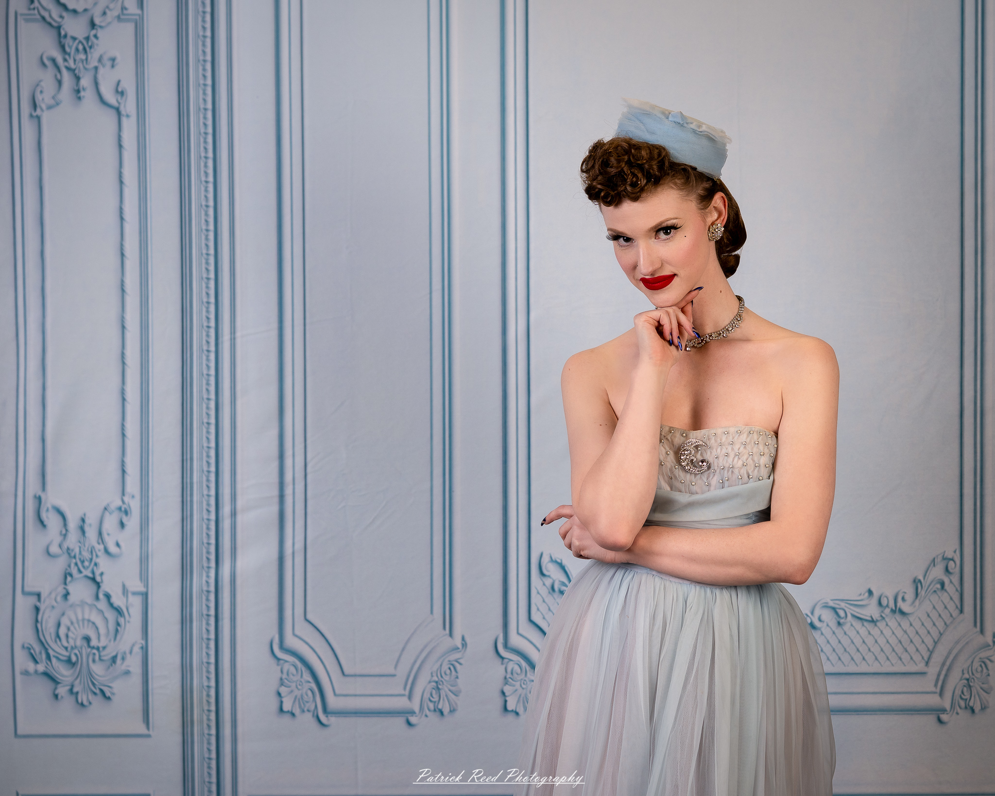 Noelle – Flipping Vintage Fashion Lighting on Its Head